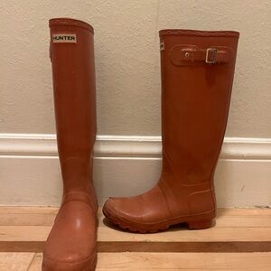 Hunter Tall Rainboots